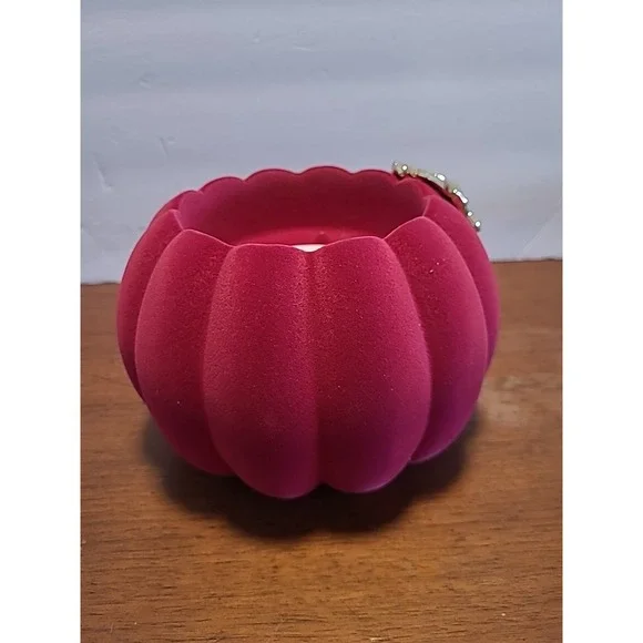 BATH & BODY WORKS Red/Maroon Velvet Fall Pumpkin 3 Wick Candle Holder - Picture 4 of 8